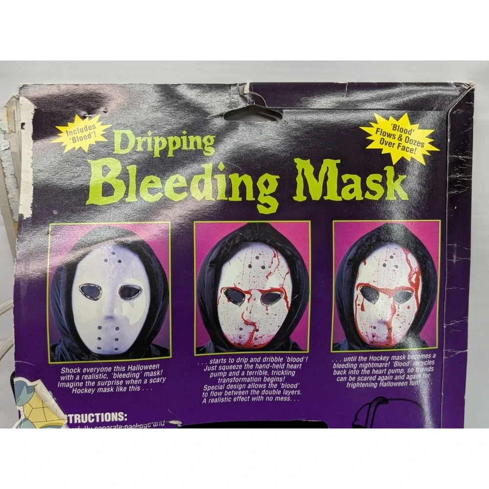 VTG Ski Hockey Mask Bleeding Dripping Blood Heart Pump Halloween Fun World 90s